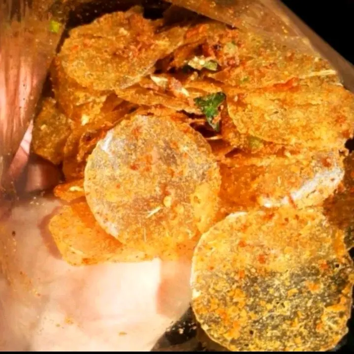 Pikca, keripik kaca pedas daun jeruk 1kg Cemilan Kripca Food Snacks