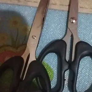 Gunting Tajam Kertas Kain Tajam lancip Stainless Steel Ukuran Kecil Medium Sedang Tanggung Besar Scissors Stainless Steel