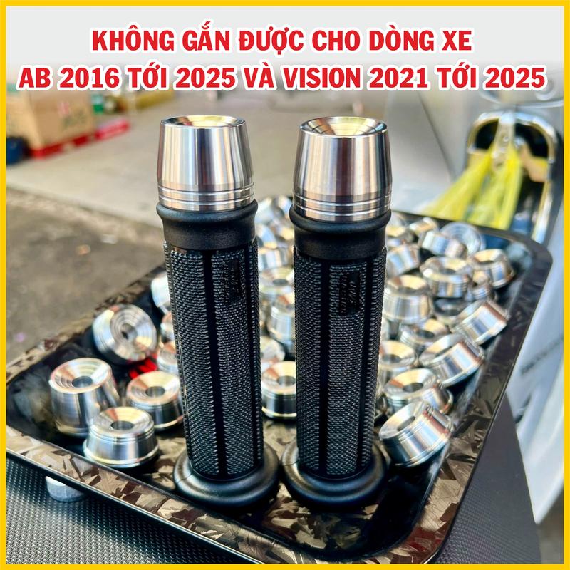 Combo Gù Tay Lái Inox 304 Mẫu SH Zin 300gr Tặng Bao Tay Phụ Tùng Phụ Kiện (lưu ý Ex 155 & Sonic Ghi Chú Nhôm Lớn)-Vision 21-25 & AB 16-25 Không Gắn Được) Wave 50tq cục gù fuled lửa vario 150 xemay gùino x304