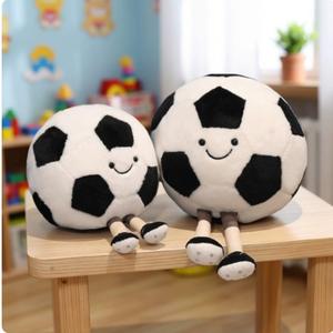 スポーツボール型ぬいぐるみ、かわいいバスケットボール・サッカーボールのぬいぐるみ、柔らかいぬいぐるみクッション、男の子と女の子の誕生日プレゼント