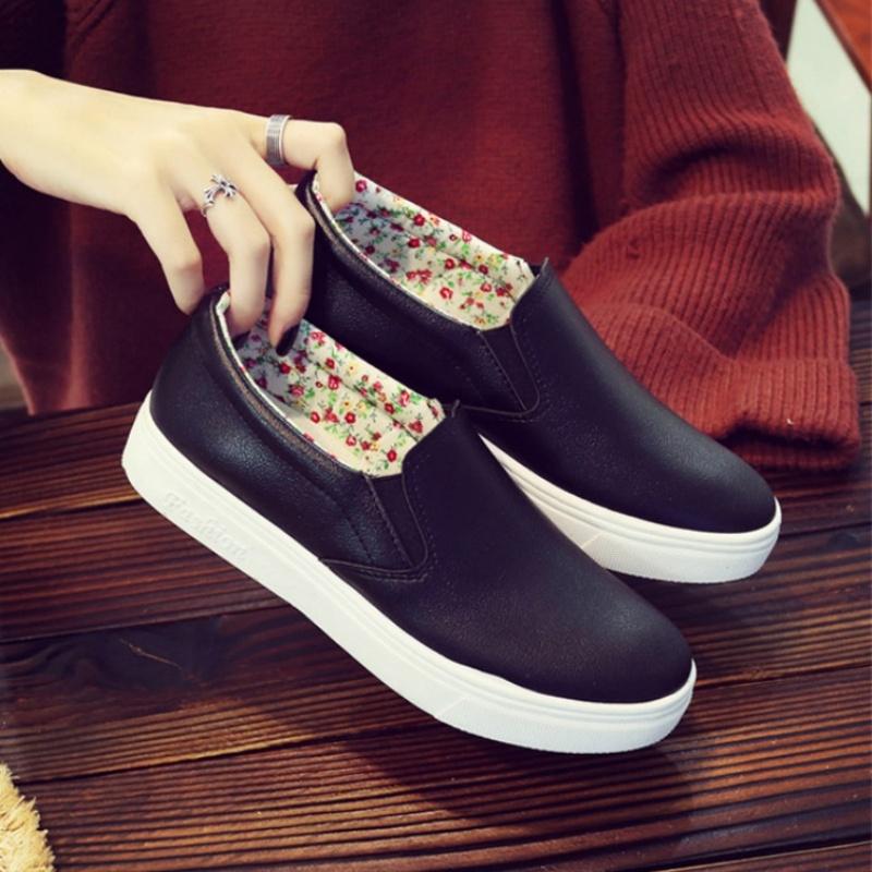 Product Introduction of TWOSTEPS Women's All-Match Slip-on With Durable Out Sole Fashion Floral Lining All Season Loafer Boat Shoes For Women Girl Slipon Footwear 35