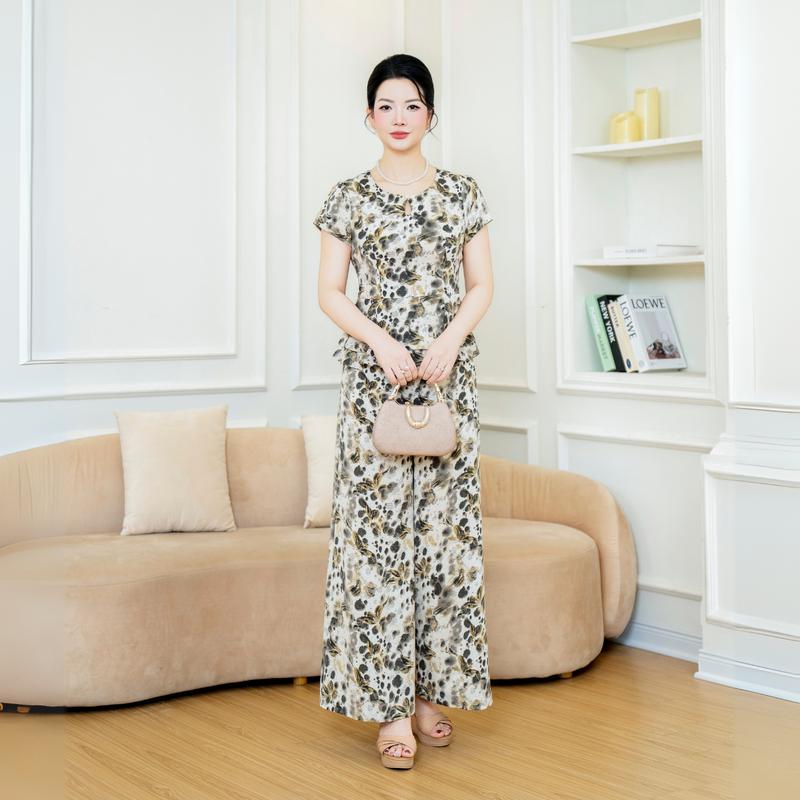 Set đồ bộ trung niên mặc nhà cho mẹ LYBEE LS032 chất lụa tuyết nhẹ mát thiết kế hoa văn da báo sang trọng