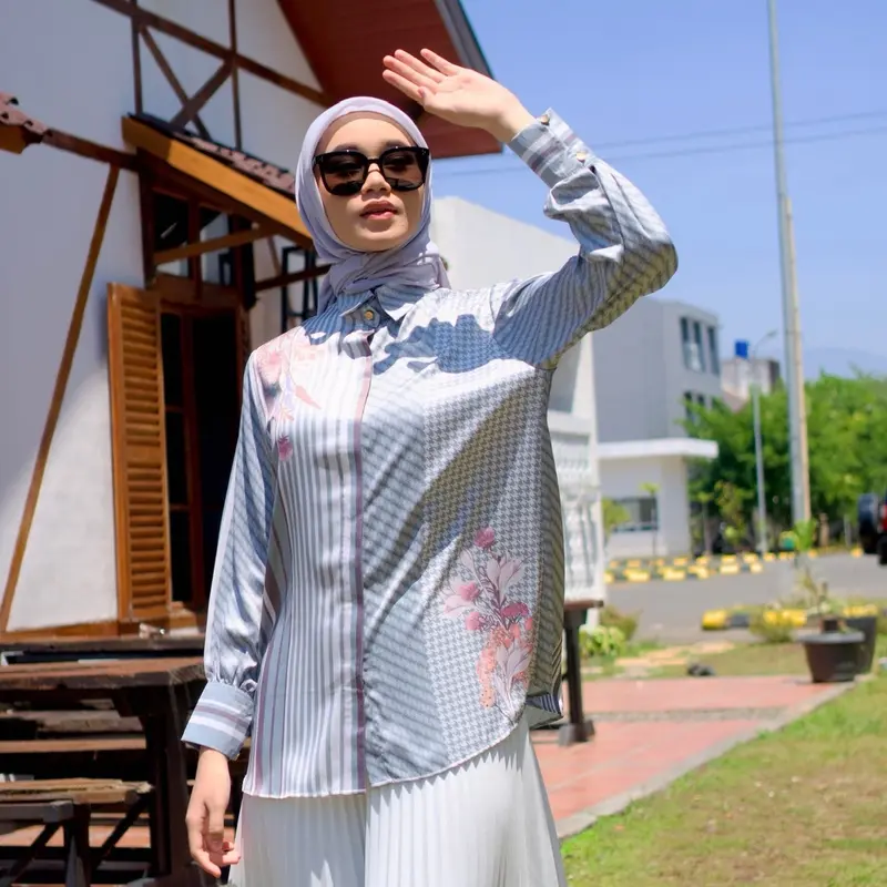 GABRIAL ALMA SHIRT Atasan Wanita Exclusive Monogram Printed Limited Gabrial Hijab top Silk Silky Glow Kancing Cantik kantor kasual timeless stripe fashion 5