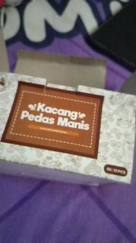 Product Review of SNS - 1 Dus (12pcs) Kemasan baru - Kacang Pedas Manis Camilan Jadul Enak Food Snacks Goreng Cemilan Makanan Jajanan from u**h 1
