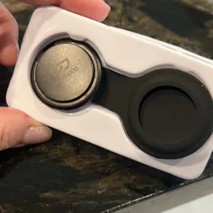 GOOJODOQ AT100 Hanya untuk iOS Bluetooth Smart Anti-Lost Locator untuk Anak-anak, Kunci, Hewan Peliharaan, Ponsel