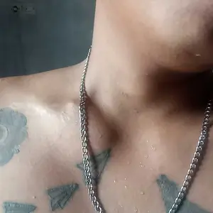 Kalung Titanium Pria Motif Rantai Bahan Anti Karat