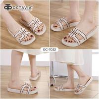 Gambar OCTAVIA Sandal Slide Slip On Wanita H Series #OC-7032 (FREE BOX) - Black, 37 = 23,5 cm dari Octavia Shoes Kab. Tangerang 5 Tokopedia