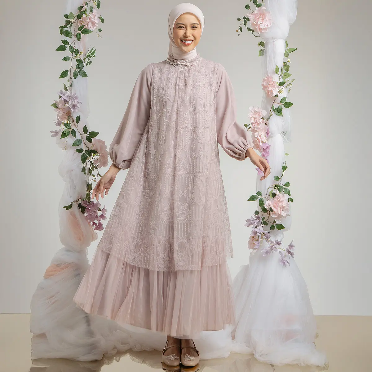 HijabChic Syahira Pink Nude Dress - Dress Kondangan Brukat Kombinasi Tulle Elegan Lembut Best Seller Gamis Wanita Pesta Gaun Mewah Muslim