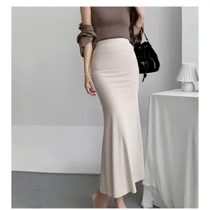 Lunar Mermaid Skirt Scuba Premium Rok Mermaid Basic Polos Maxi Siluet Ramping Feminin Nyaman untuk Daily Wear Kerja Kuliah atau Acara Semi-Formal Bahan Tebal Adem dan Tidak Menerawang - Fit