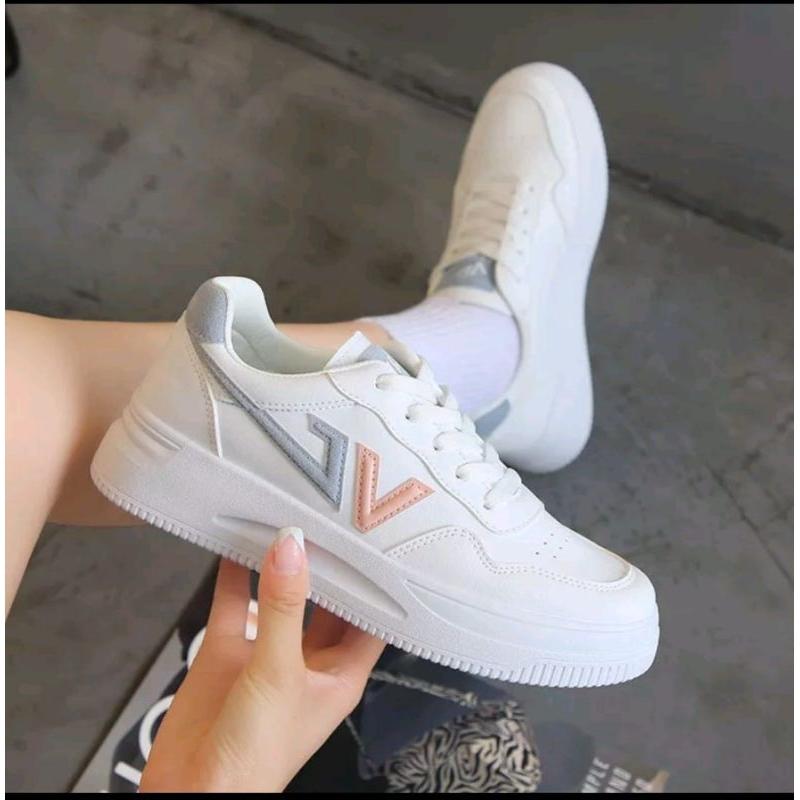 sepatu sneaker terbaru wanita VC 02 0