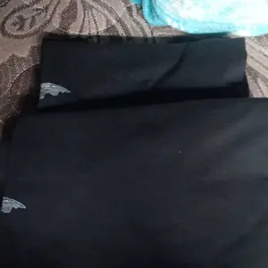 T-shirt Baju Cowok Kaos Oversize Atasan Wanita Terbaru Kekinian Trend Casual Hitam Couple Pasangan Unisex Lengan Pendek Dewasa Distro Keren Premium Korean Style C1570