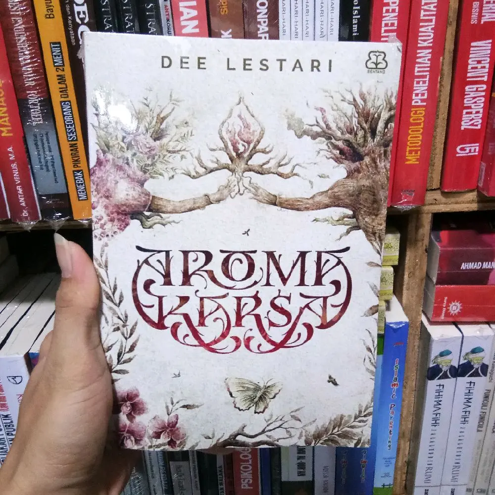 Buku Novel Aroma Karsa oleh DEE LESTARI