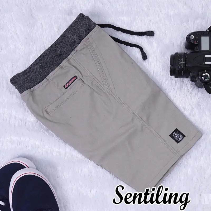 Celana chinos pendek pria kualitas premium tiktokshop 3