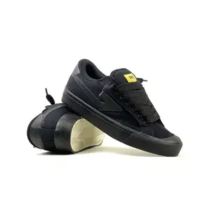 BWX - Sepatu Gemuk Vulen Full Black Sneakers Casual Unisex 37 - 45 Pria Shoes