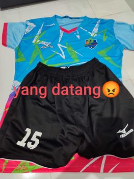 Product Review of Setelan Stinbin Baju Olahraga baju voli jersey terbaru baju badminton from a**i b**i 1