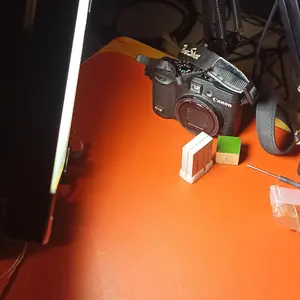 MIXIO PL100 LAMPU LED Portable 5400mAh Outdoor / Live Streaming