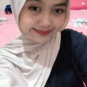 RAJA BERGO-PASHMINA KAOS/PASHMINA KAOS RAYON SUPER/PHASMINA OMAN(TURKEY SHAWL) Kerudung Muslim Panjang Jilbab Hitam Basic