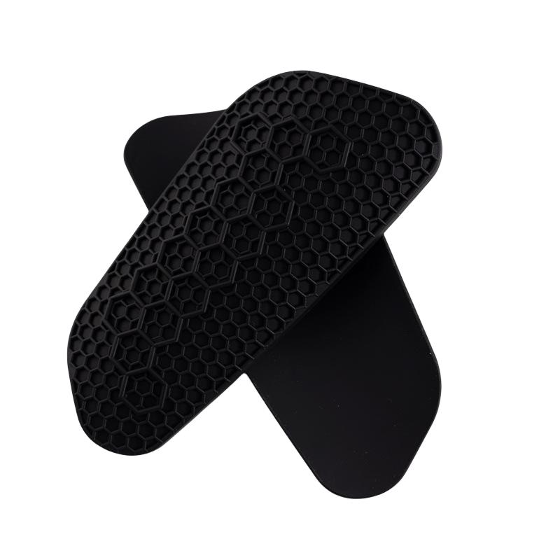 Product Introduction of Soccer Shin Pad Kids/Adults Leg Carf Protective Shin Pads Guard Board and Impact Resistantfor Adults and Teenagers 4