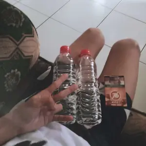 Air Mineral Pegunungan Murni Segar 600ml - 100% Alami Tanpa Tambahan Rasa Segar Ringan Cocok Untuk Olahraga Kerja Sekolah Traveling Sehari-hari