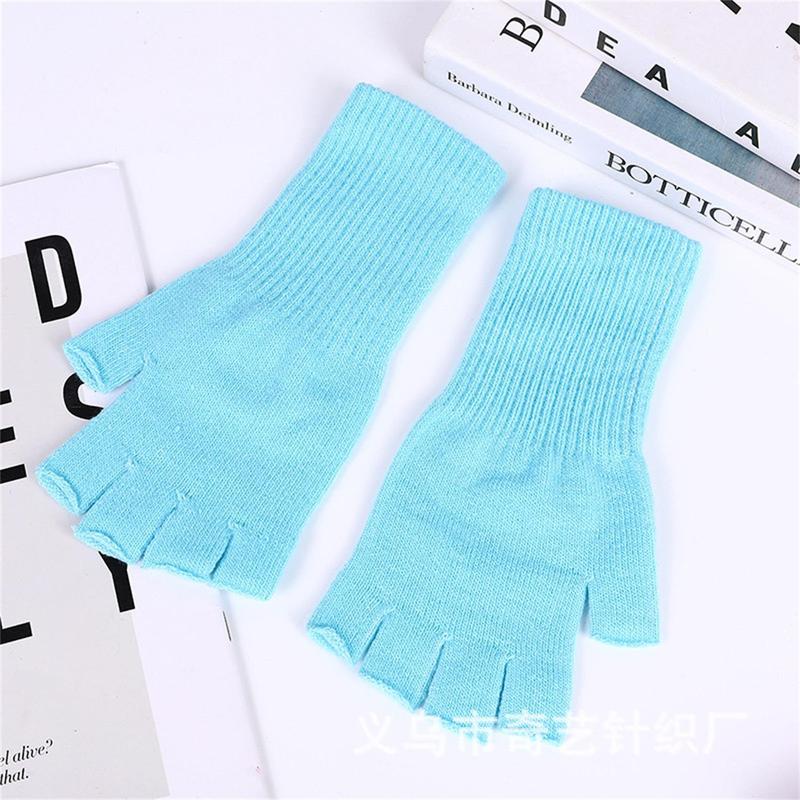 Product Introduction of Sports Gloves Knitted Extended Wrist Half Finger Gloves  [OUTU] 22