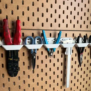 Rak Gantung Alat Tangan (Tang, Gunting, Cutter, Obeng, dll) untuk Pegboard – Cocok untuk Tampil Rapi dan Ringkas
