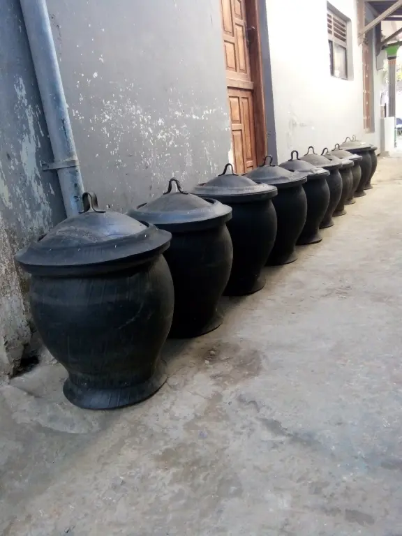 Bak Sampah Standar Polos Tahan Lama Awet Premium dengan tutup balkon 7