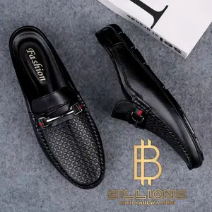 Sepatu Pria Slop Bustong Kulit Sapi Casual Slip On Formal Santai Sandal Keren Nyaman Warna Hitam