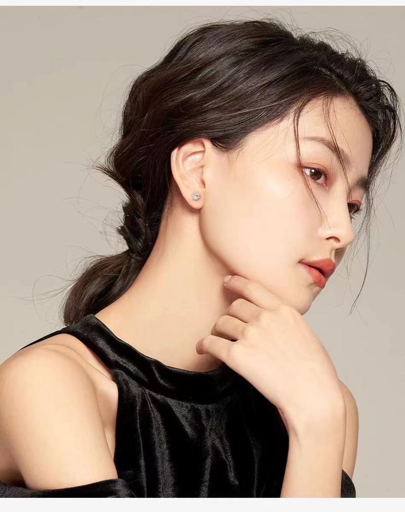 Product Introduction of Single piece personalized, fashionable, and versatile threaded earrings for both men and women 12