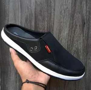 Sandal pria selop motif suede casual kekinian