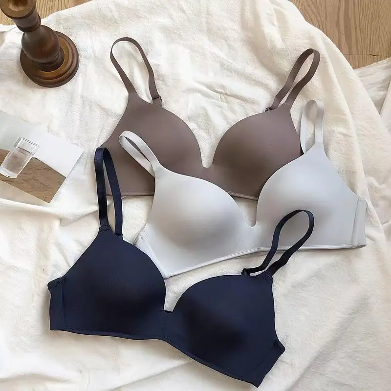 BRA TIDAK ADA KAWAT  SEAMLESS PUSH UP SIZE 32-38 TERDAPAT 3 KAIT WARNA RANDOM PAKAIAN DALAM WANITA 03 Busa Tipis Nyaman 5