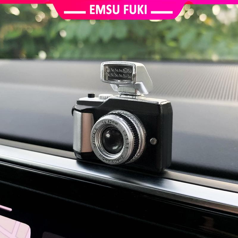 Mô Hình Máy Ảnh Mini 3D Trang Trí Taplo Xe Hơi Có Đèn LED – Phụ Kiện Nội Thất Ô Tô - Kèm Miếng Dán