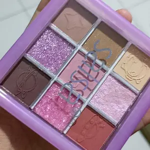 ￼SALSA Galaxy Eyeshadow – Palette Eyeshadow