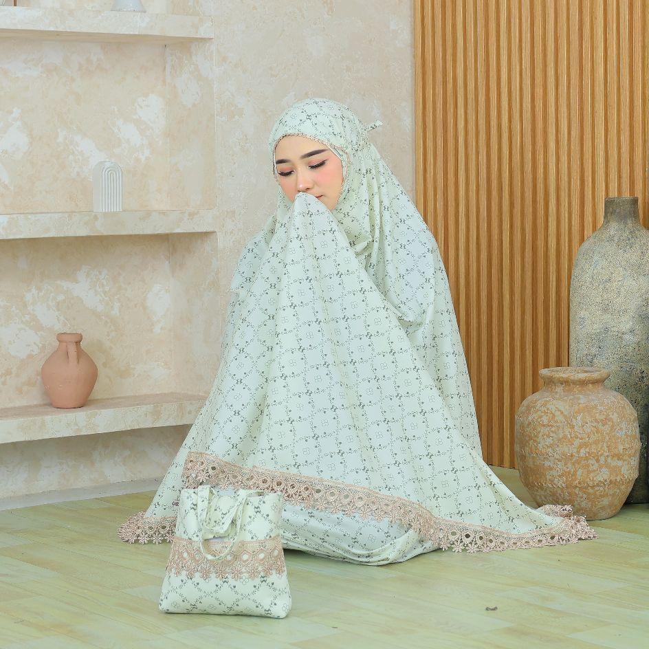 Mukena Wanita 2 in 1 Katun Premium Motif Mewah Renda Cantik dengan Desain Elegan dan Nyaman untuk Penggunaan Sehari-hari Mukenah Jumbo Dewasa Travel