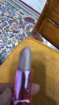 Product Review of HAUS Cosmetics Magickiss GLITTER LIPS Crystal Shine Magic Lipstick Glitter Lipsticks Lipbalm Moisturiser from w**h 1