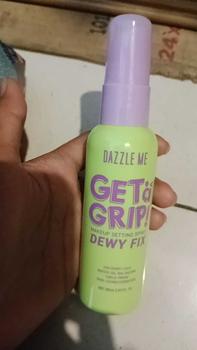 Product Review of [POPBELA Best Setting Spray 2024 Winner] DAZZLE ME Get a Grip! Makeup Setting Spray Dewy Fix Beauty Protecting 4 X Hydrating Makeup Mist Flawless Lightening Primer Water Tahan 24 JAM from i**y 2