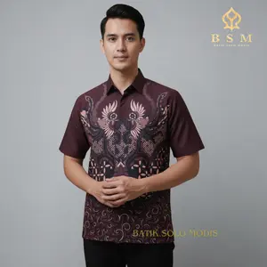 Kemeja Batik Pria Lengan Pendek Motif Maheswara Burgundy Full Furing Hem Baju Katun Lengan Pendek Seragaman Kantor