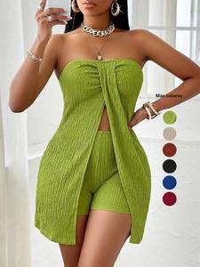 Conjunto de dos piezas para mujer con top tubo plisado y dobladillo con abertura y pantalones cortos con cintura elástica, Conjunto de dos piezas informal y moderno para el día a día, Ropa de verano para mujer