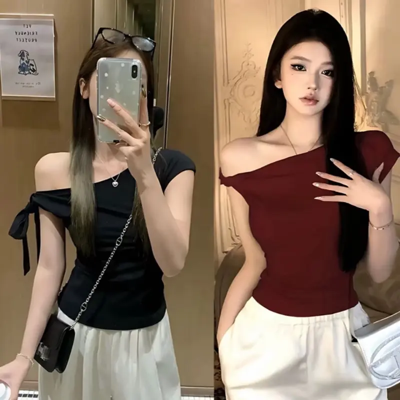 HL13 Áo thun nữ trễ vai chất liệu thun zip ôm body thiết kế thắt nơ vai aophongnu aophongbasic thoitrangnu thoitrangtre outfitnu phongcachhanquoc | BigBuy360 - bigbuy360.vn HL13 Áo thun nữ trễ vai chất liệu thun zip ôm body thiết kế thắt nơ vai aophongnu aophongbasic thoitrangnu thoitrangtre outfitnu phongcachhanquoc | BigBuy360 - bigbuy360.vn