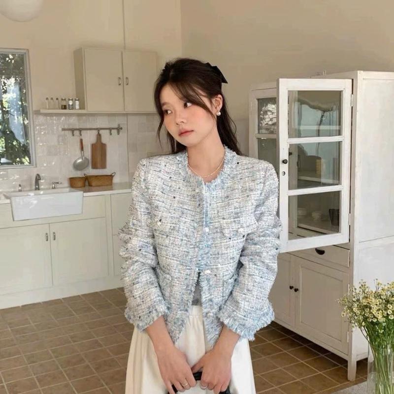 PRE-ORDER Lan Anh Áo dạ Xanh ngọc viền tua rua form 52-60kg trần lông vũ đứng from hàng kèm bọc móc Quảng Châu