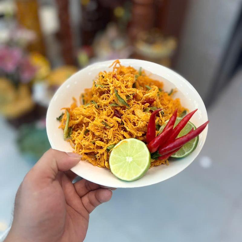 KHÔ GÀ LÁ CHANH gói 200g