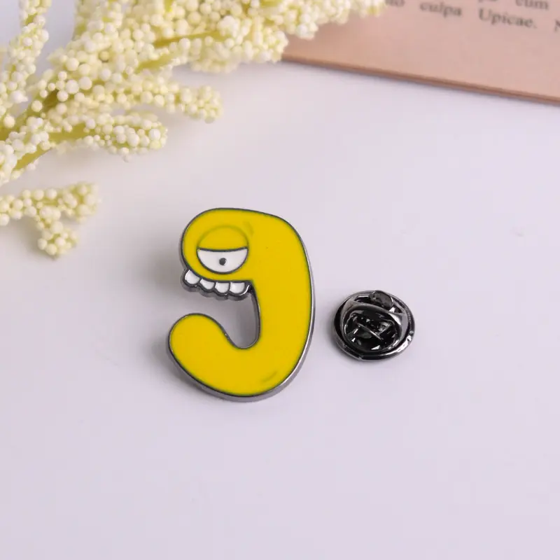Aksesoris Mini Bross Pin Topi Baju Hijab Abjad ABC Kupunyatopiii 4