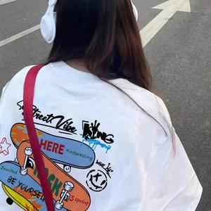 レディース半袖Tシャツ、トレンド高級スケートボードプリントラウンドネック、ゆったり、コットンカジュアルトップス、ラウンドネック、ゆったりシルエット、レディースサマープリントTシャツ