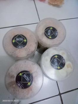 Product Review of Paket Castangel,kacang,nastar,bola² susu from A**a 🤍** 1