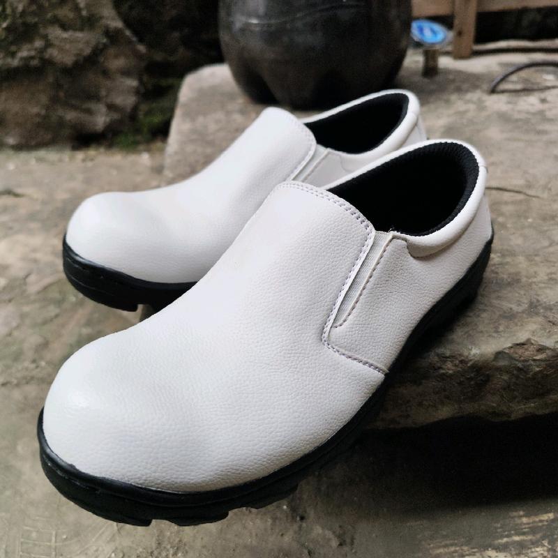 sepatu safety slip on kerja safety sorong putih 6