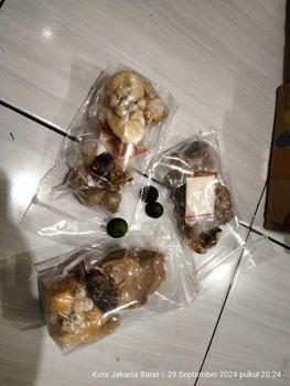 Product Review of JDM Food Baso Mix Tulang Rangu Pedas - Baso Aci Instan Food - Bawang, Makanan Ayam Seblak Kuah from E**s 1