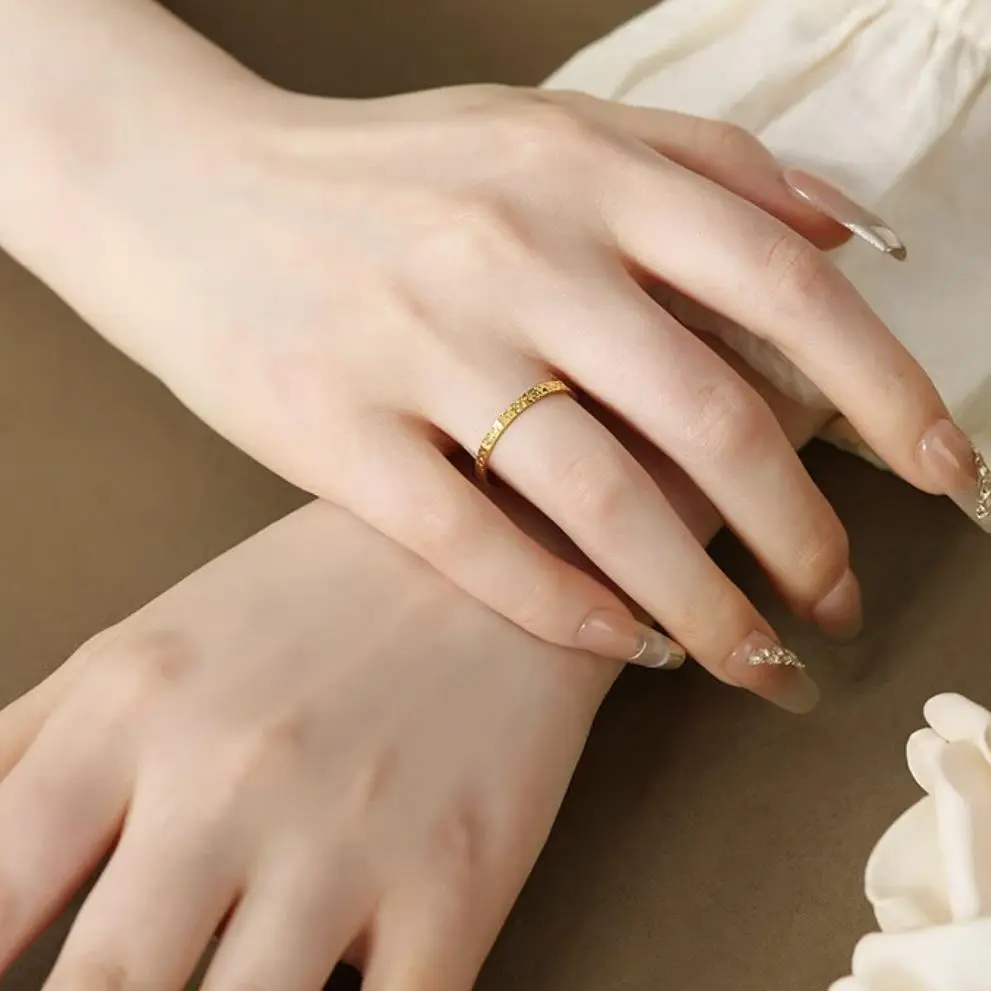 Crushed Ice Ice Gold Ring