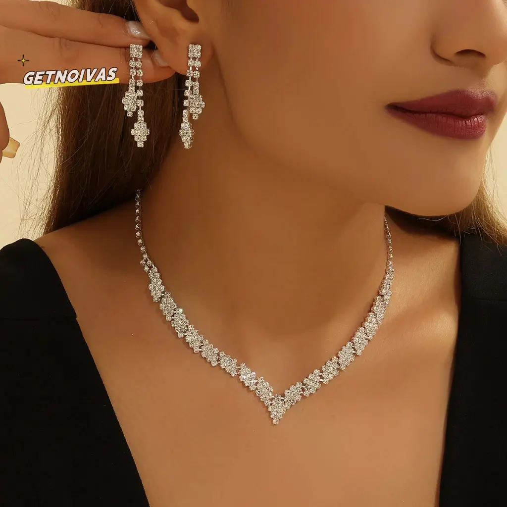 2Pcs Berlian Imitasi Set Perhiasan Berlian Imitasi Elegan Kalung Anting Set untuk Wanita Perhiasan Leher berbentuk V yang Dapat Disesuaikan dengan Rumbai untuk Pengantin Wanita