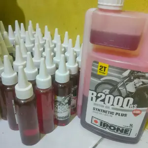 OLI SAMPING 2T IPONE R2000 RACING REPACK 100ML ORIGINAL/IPONE R2000 STRAWBERRY kemasan botol krucut