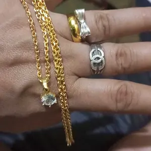 Paling lariss....Kalung wanita e.m.a.s mudah motif nuri pre liontin permata  indah,satu dan cincin polos elegan dan anti karat bisa cod