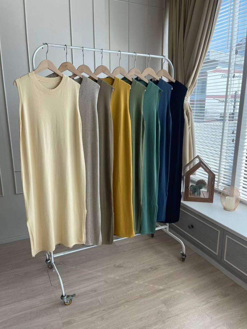 Product Introduction of MyEverCo Versatile Sleeveless Long Dress | Plain | Midi 1